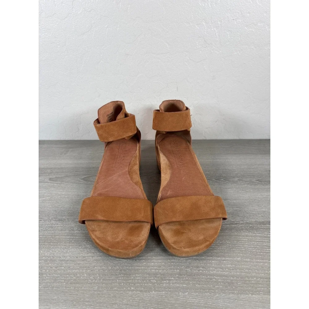 Gentle Souls Kenneth Cole Gianna 2 Brown Suede Ankle Strap Wedge Sandals 7.5